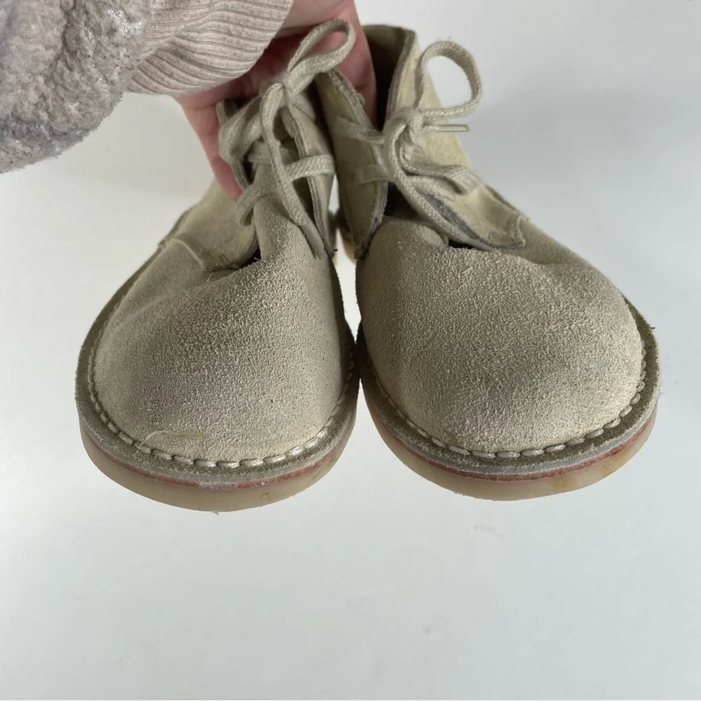 Bata‎ Suede Chukka Boots Size 6